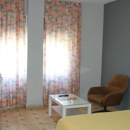 Apartamentos Resitur Sevilla Kültér fotó