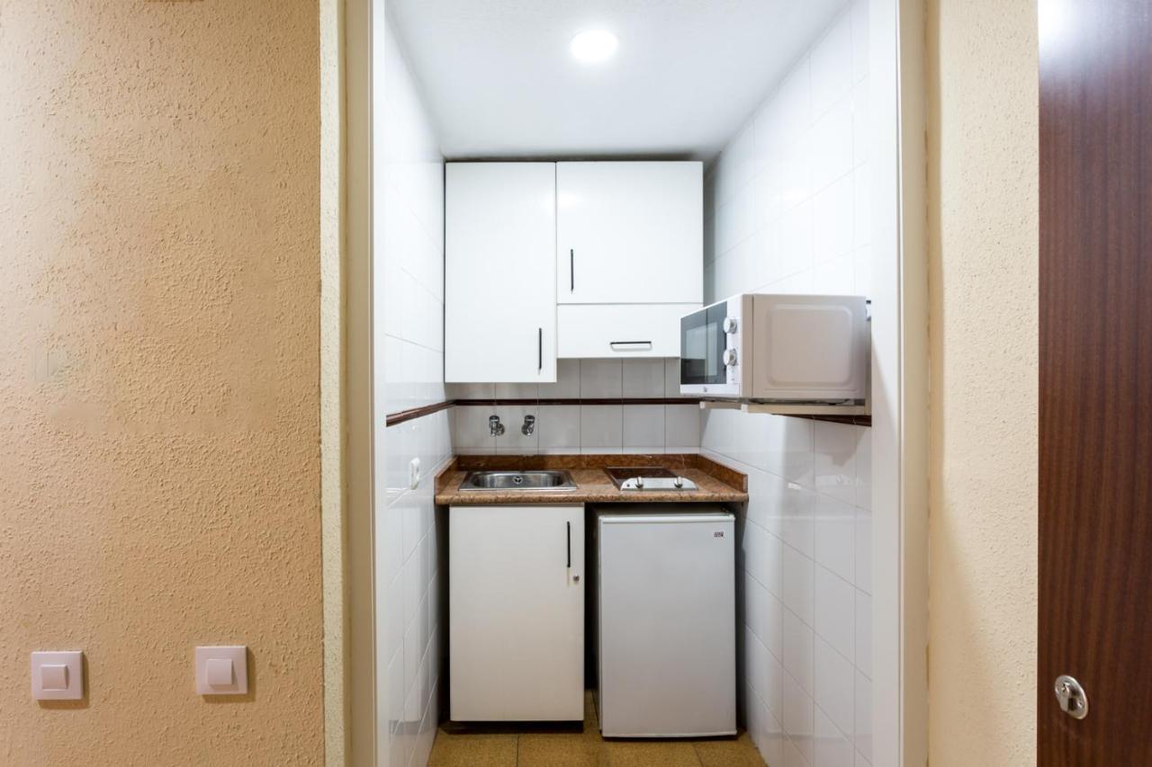 Apartamentos Resitur Sevilla Kültér fotó