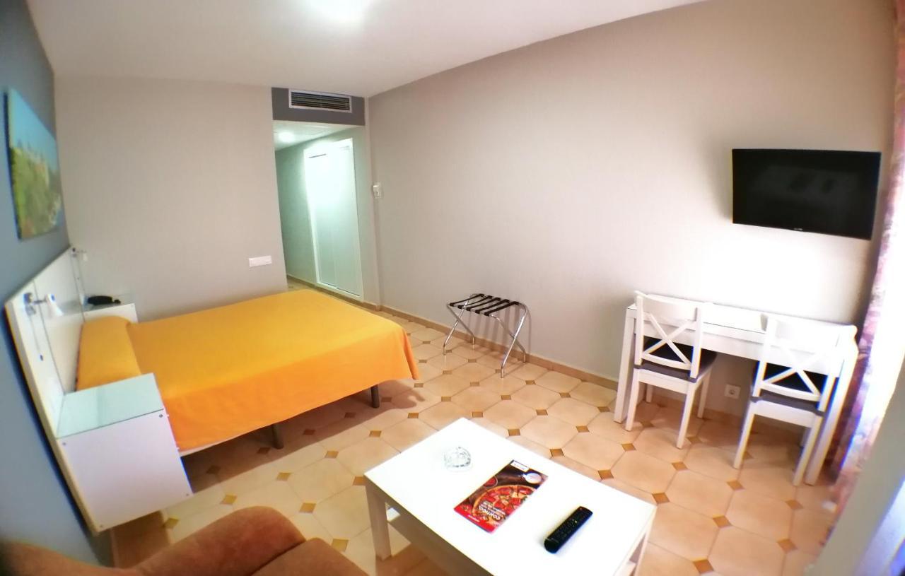 Apartamentos Resitur Sevilla Kültér fotó