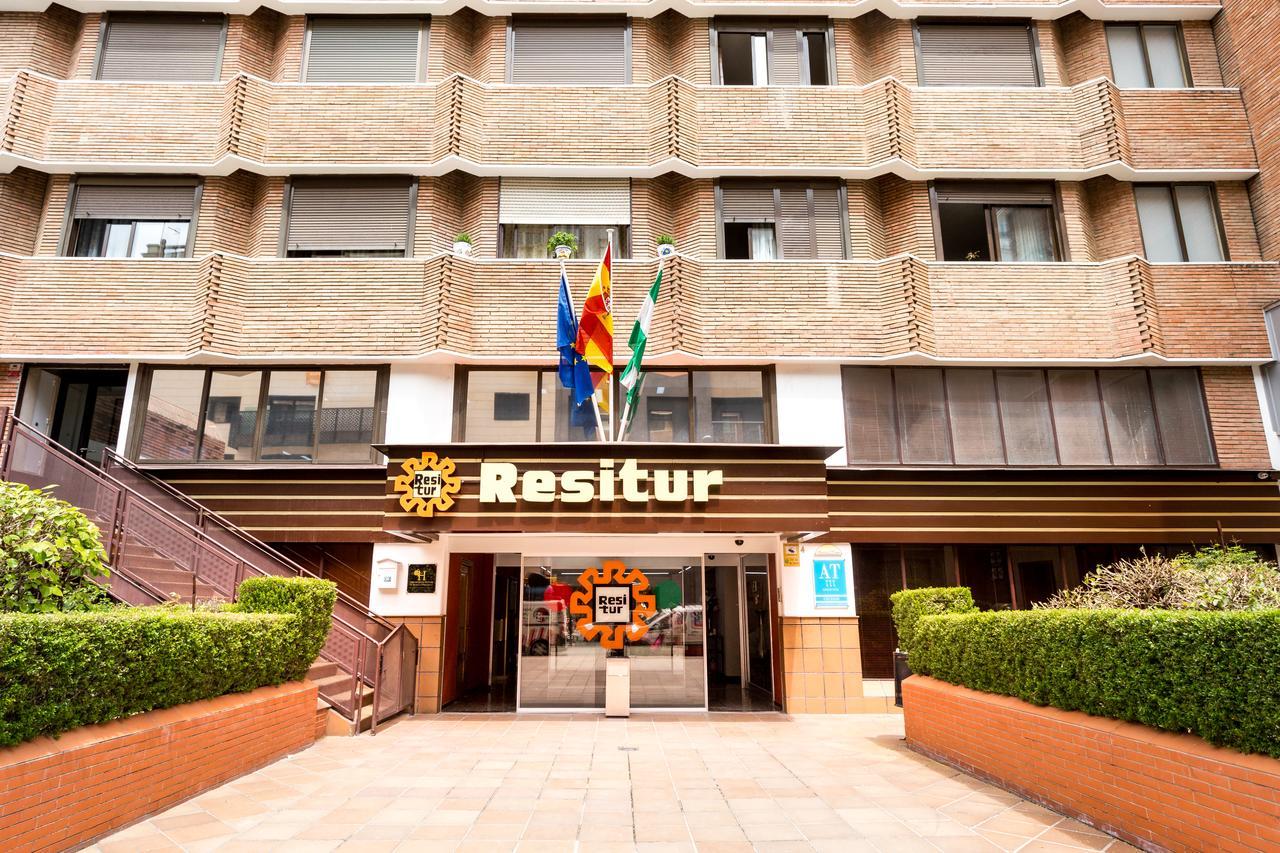 Apartamentos Resitur Sevilla Kültér fotó